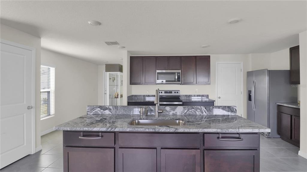 5546 Logan Cave Avenue - Photo 8