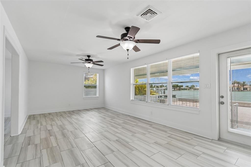 8125 Bayshore Drive - Photo 29