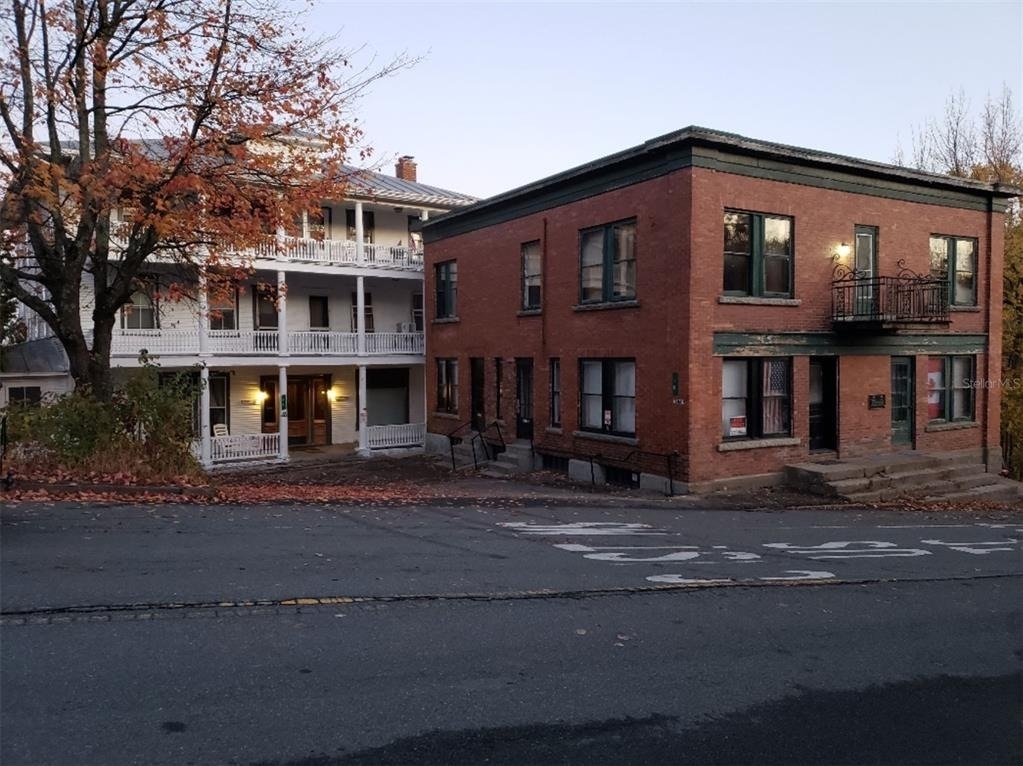 18 Main Street - Photo 1