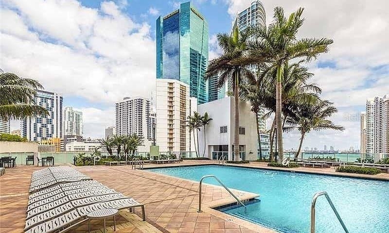 31 Se 5th Street - Photo 1
