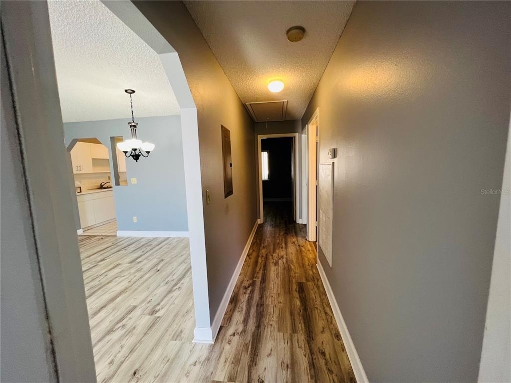 605 Ridge Terrace - Photo 12