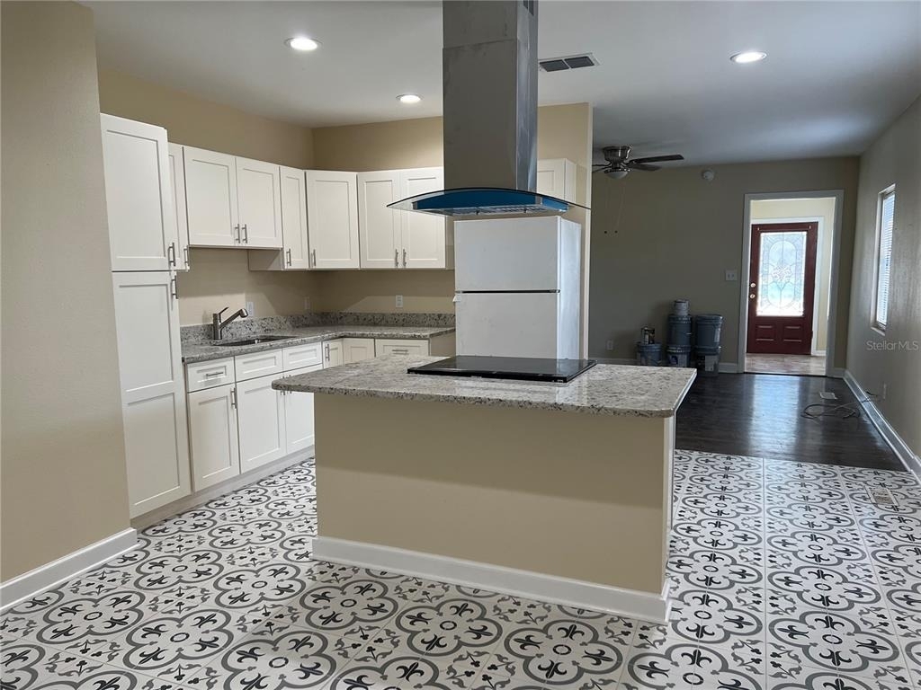 407 Avenue A Se - Photo 4
