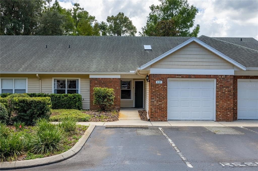 13200 W Newberry Road - Photo 0