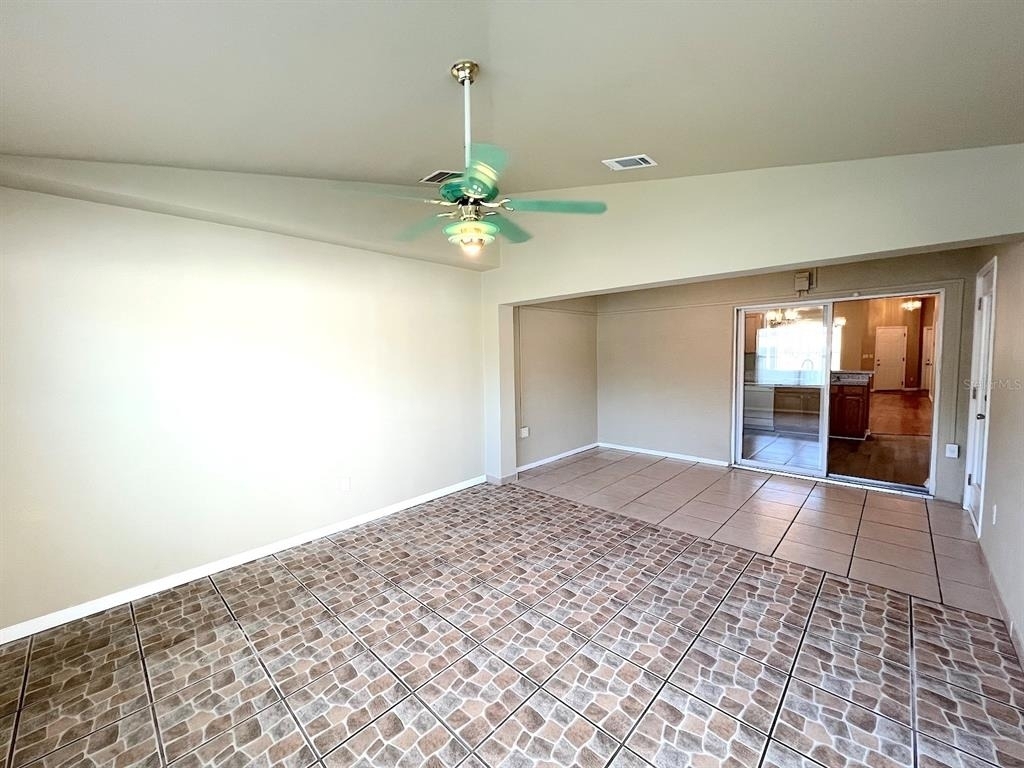 20 Regis Lane - Photo 15