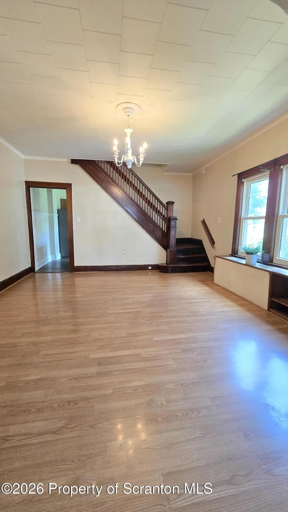 542 Deacon Street - Photo 4