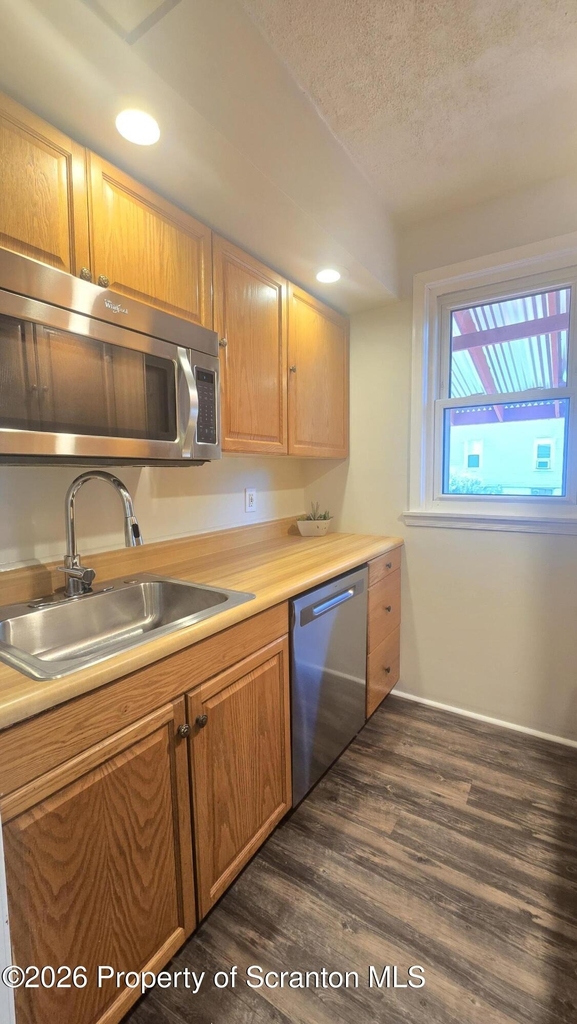 542 Deacon Street - Photo 8