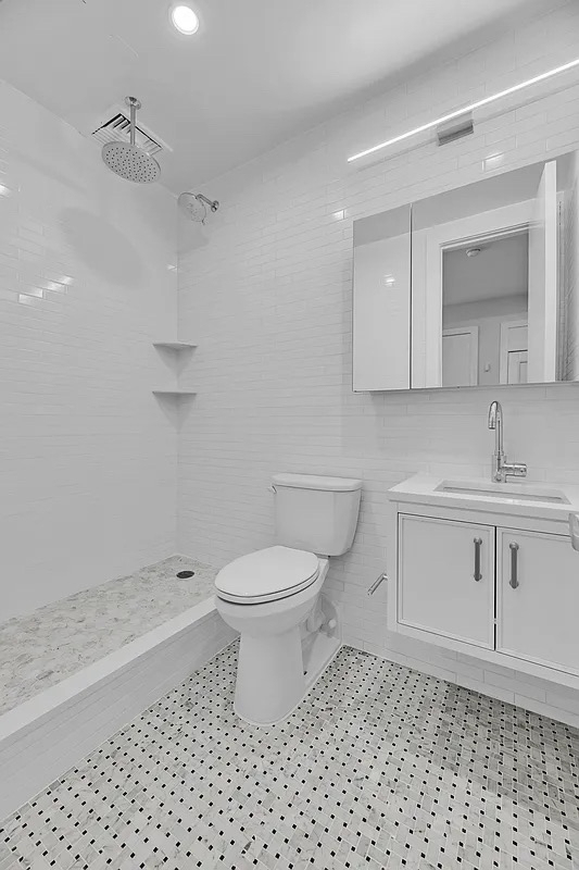124 East 27th Street - Photo 7