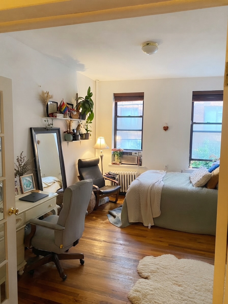 507 East 13th Street - Photo 0