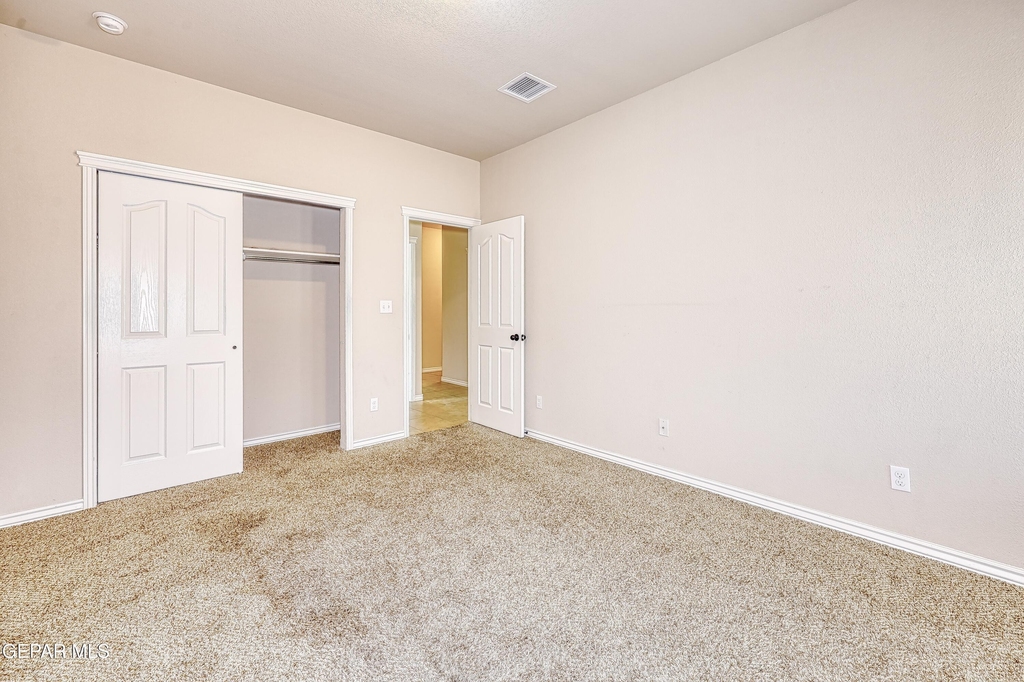 5601 Valley Maple Drive - Photo 21