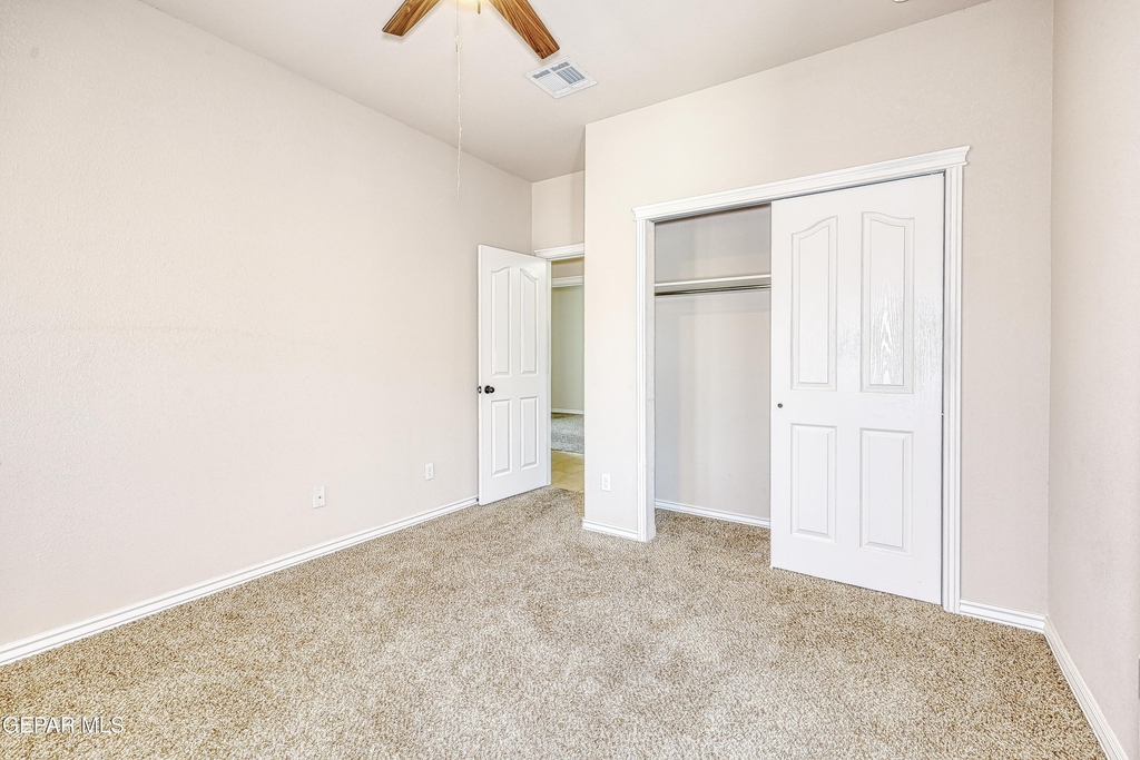 5601 Valley Maple Drive - Photo 23