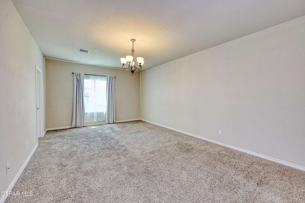 5601 Valley Maple Drive - Photo 29