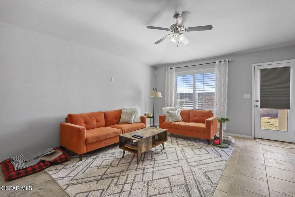 3917 Desert Dunes Drive - Photo 13