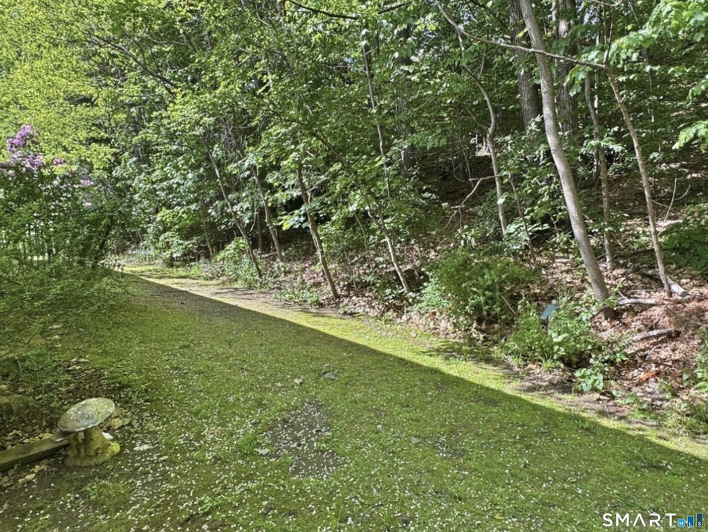 1634 Farmington Avenue - Photo 10