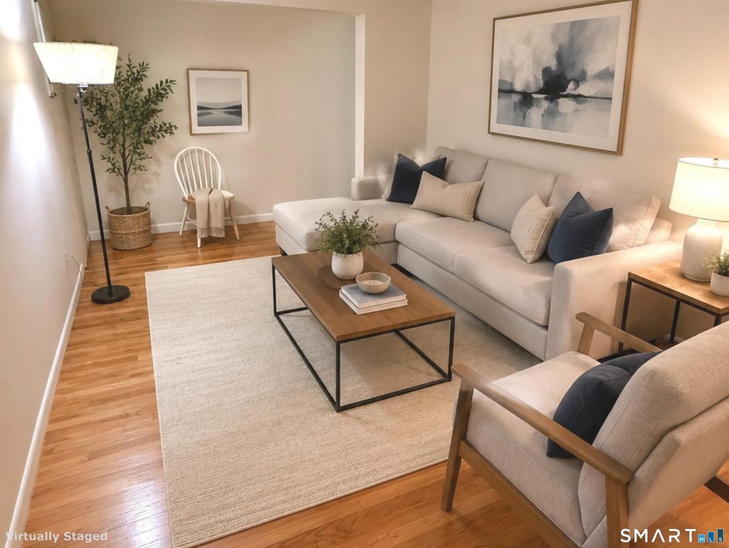 1634 Farmington Avenue - Photo 3