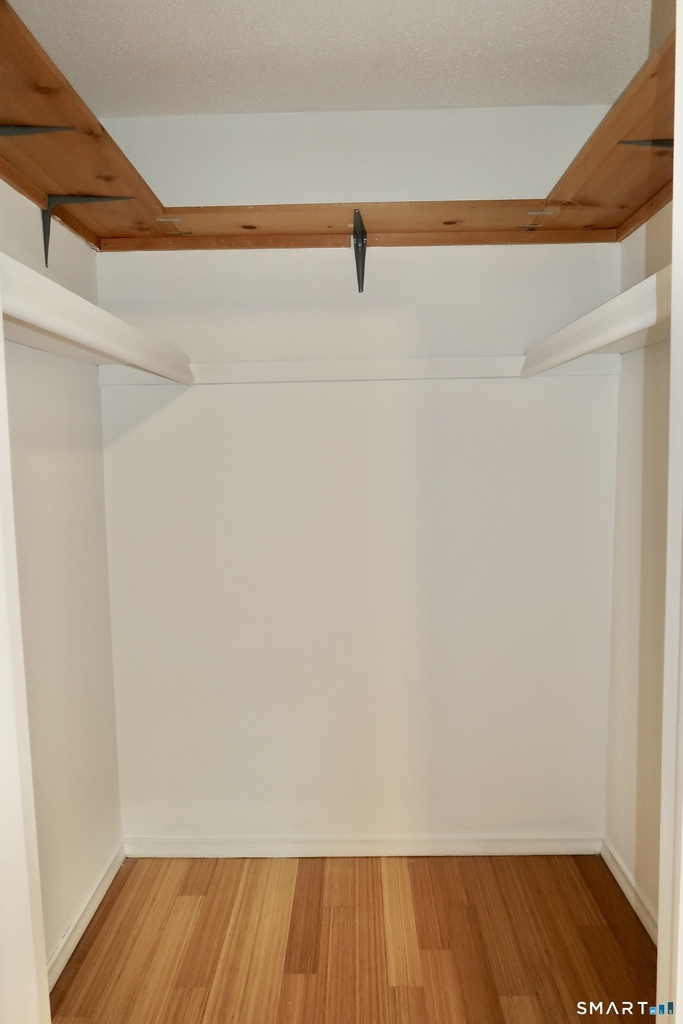 20 Woodsedge Drive - Photo 8