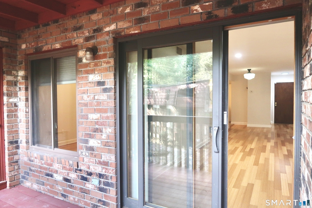 20 Woodsedge Drive - Photo 10