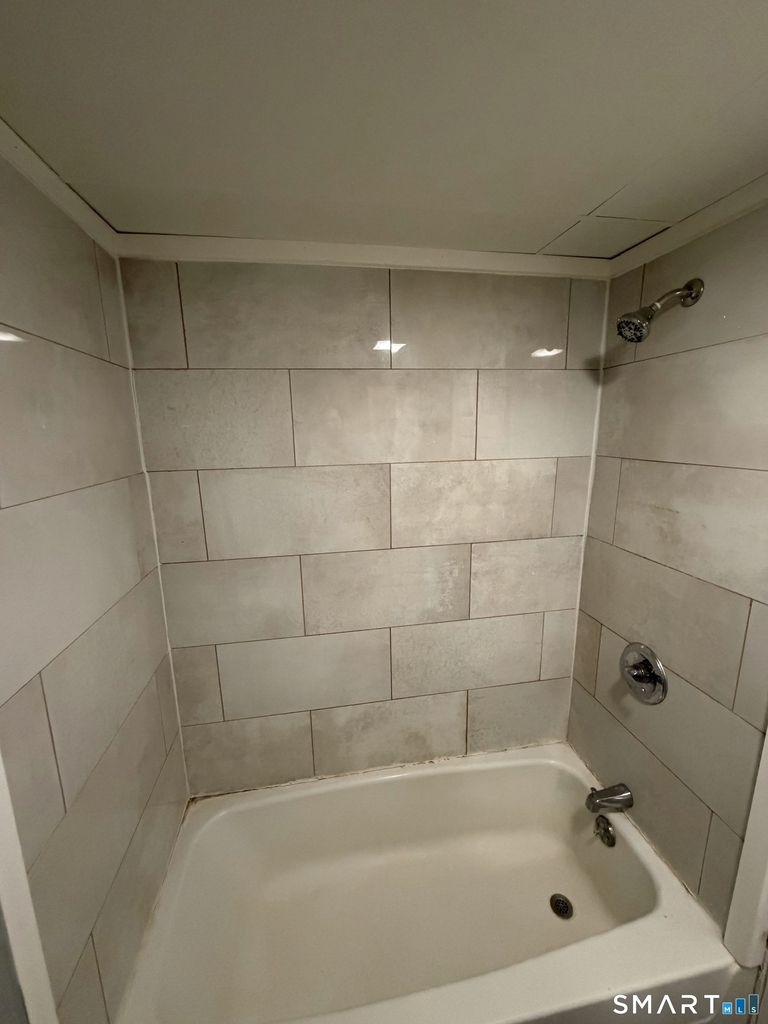 22 Hawthorne Street - Photo 7