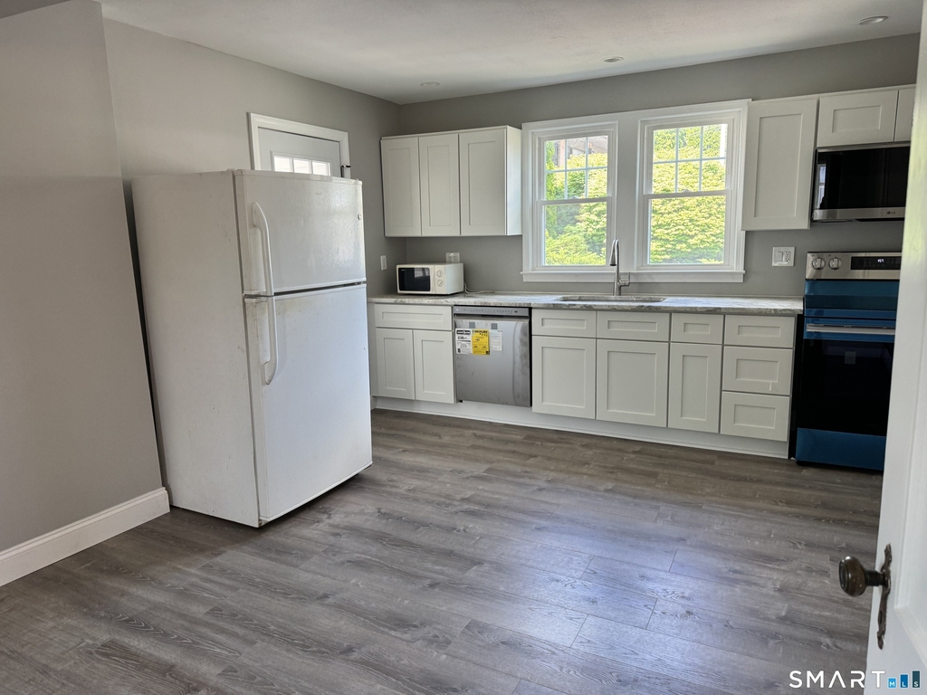 405 Wolcott Road - Photo 3