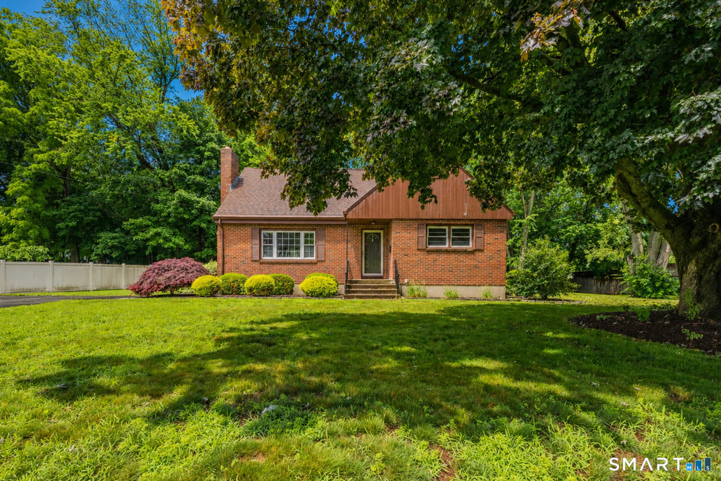 7 Olson Avenue - Photo 0