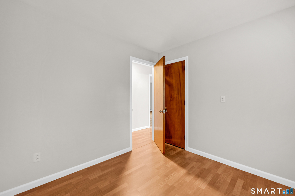 7 Olson Avenue - Photo 10