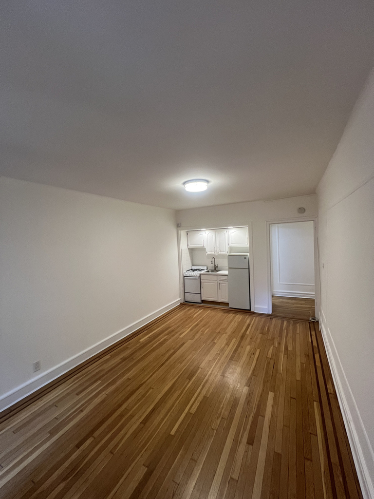 East 51st Street - Photo 1