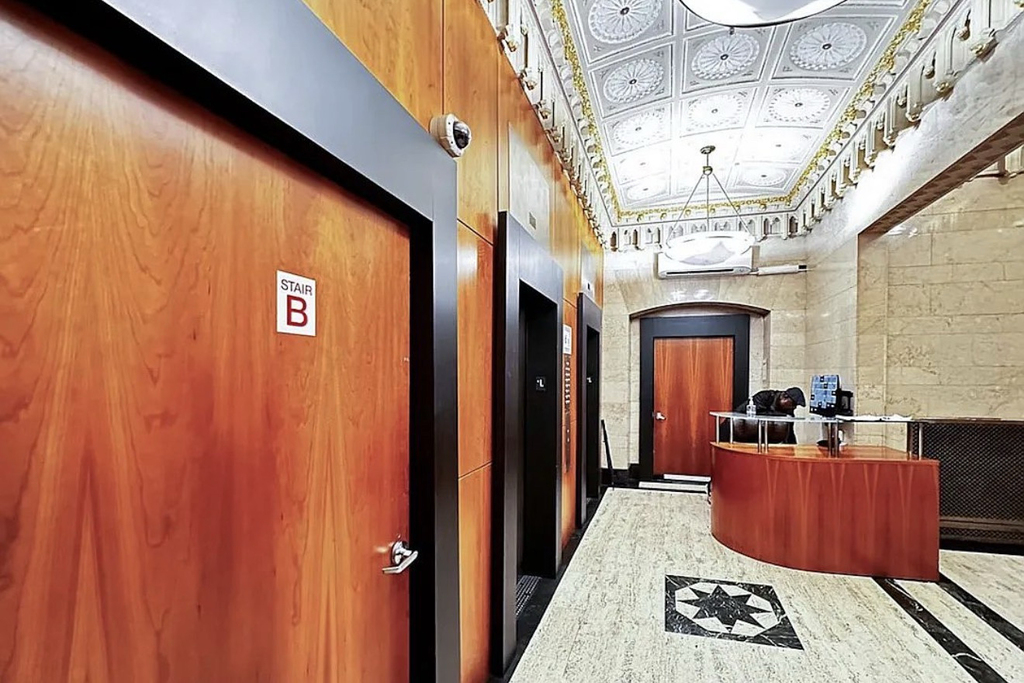 248 West 35th Street - Photo 6