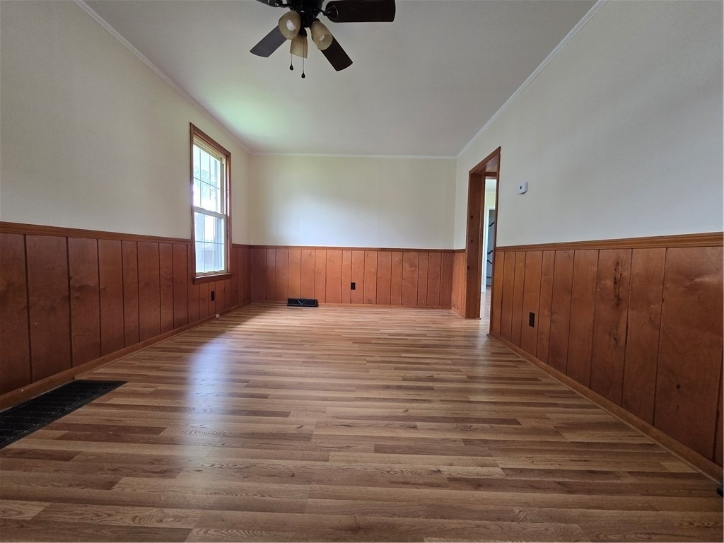 1106 Bechtel St - Photo 7