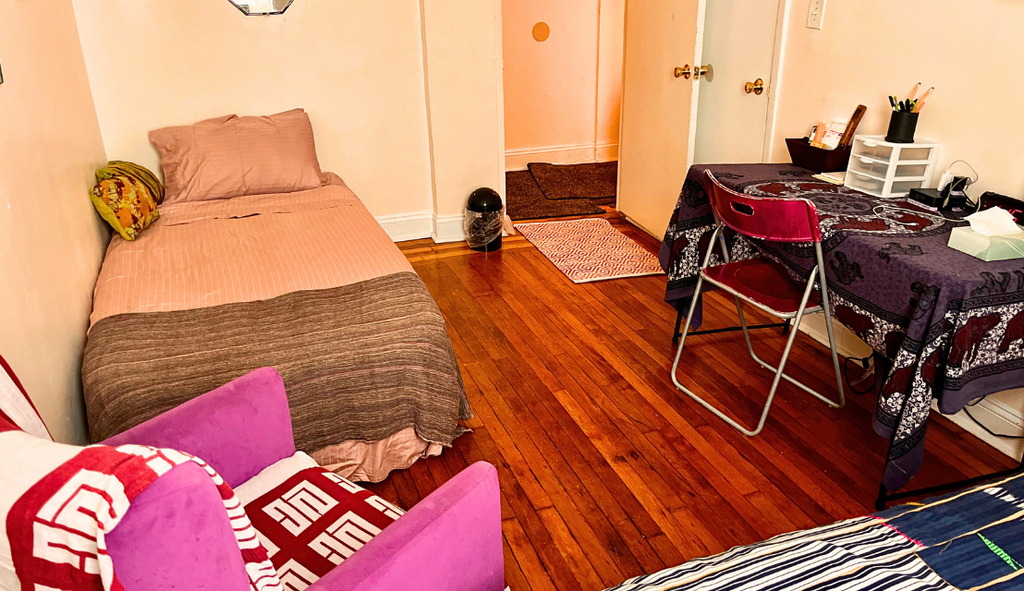 7 East 17th Street - Photo 1