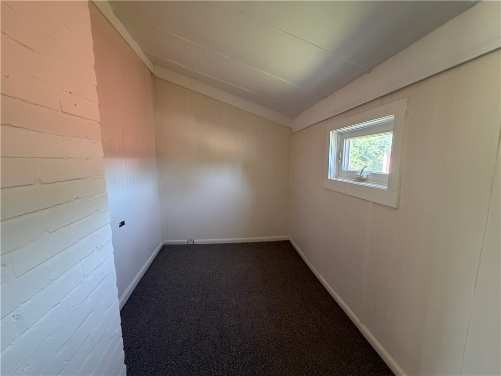 1846 Ridge Road - Photo 7