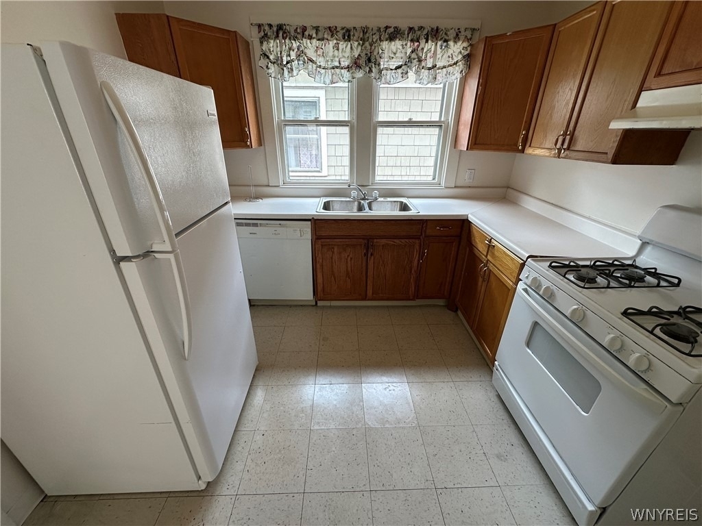 394 Taunton Place - Photo 15