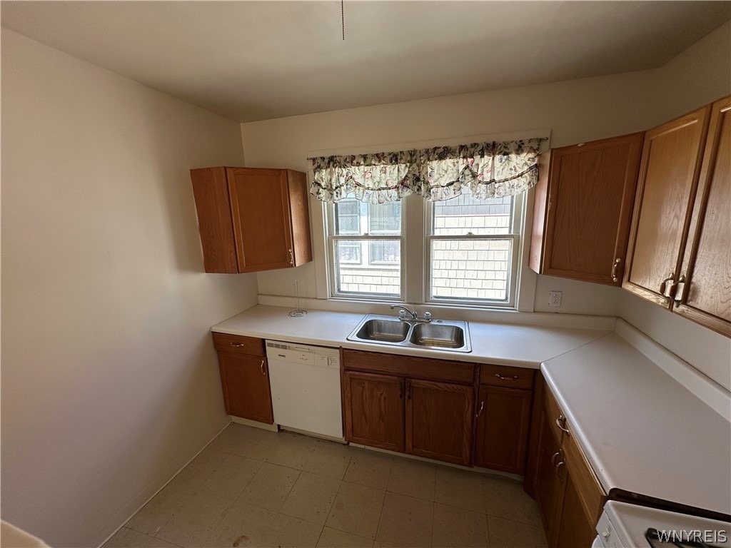 394 Taunton Place - Photo 18