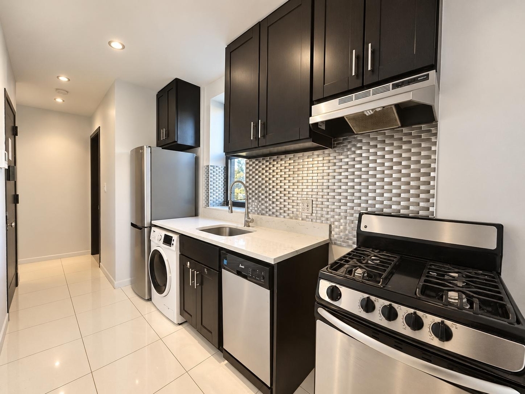 953 Columbus Avenue - Photo 9