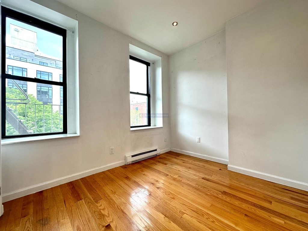 953 Columbus Avenue - Photo 0