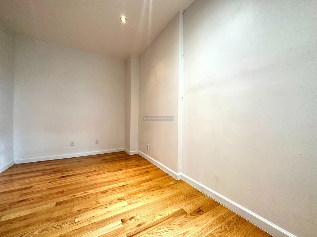 953 Columbus Avenue - Photo 7