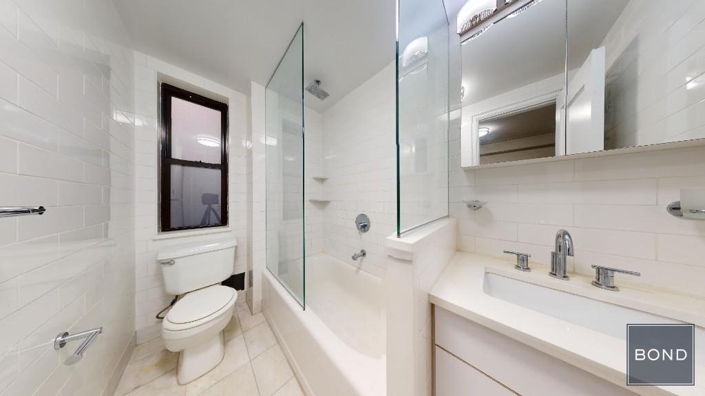 East 38th Street - Photo 5