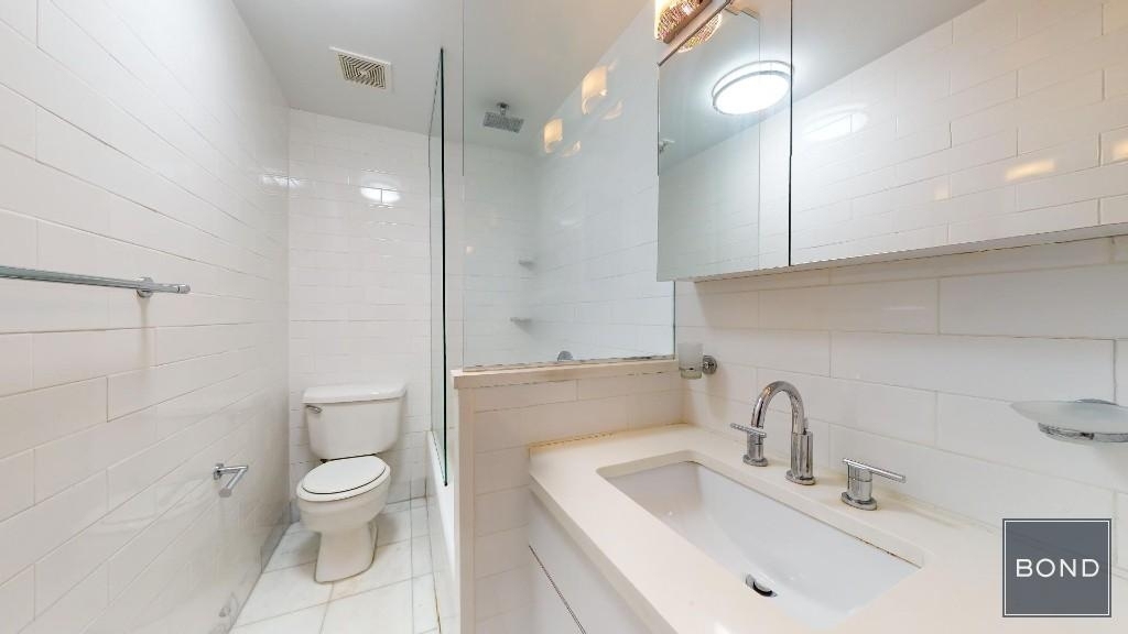 East 38th Street - Photo 4