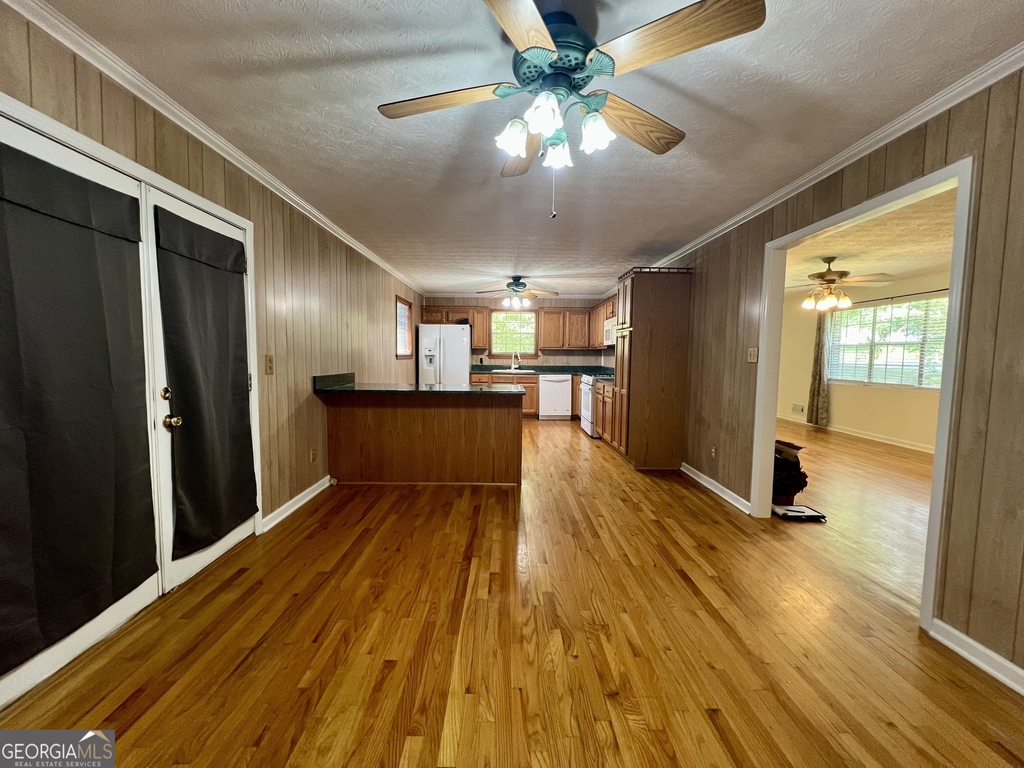 6695 Courtney Drive - Photo 19