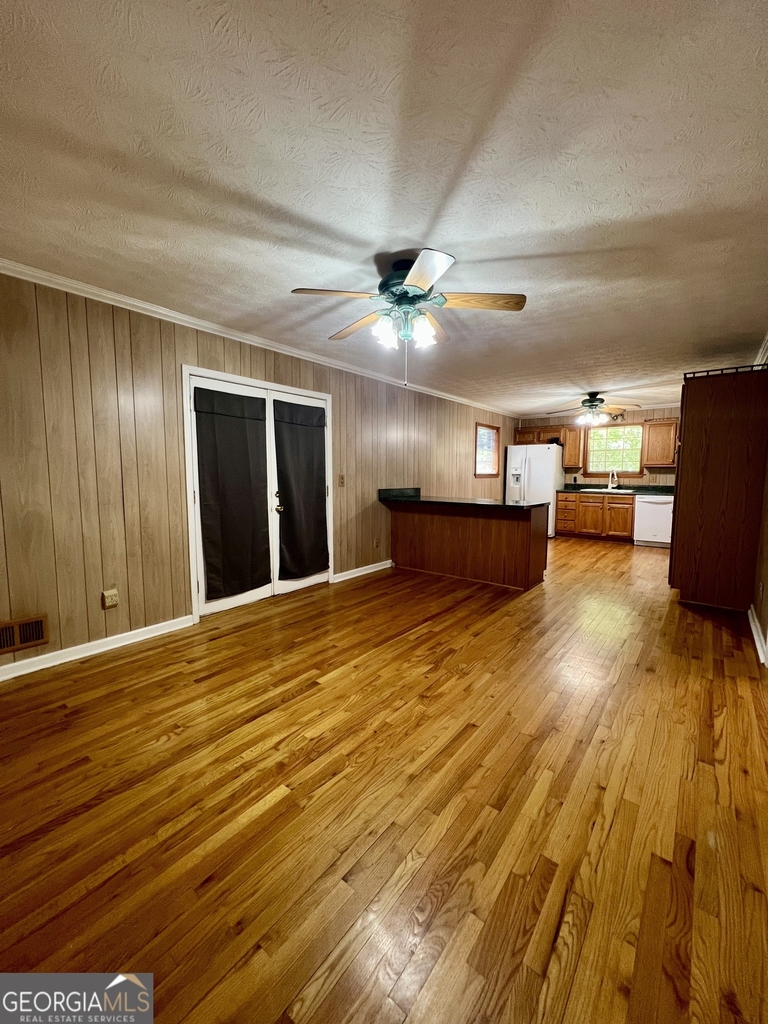 6695 Courtney Drive - Photo 18