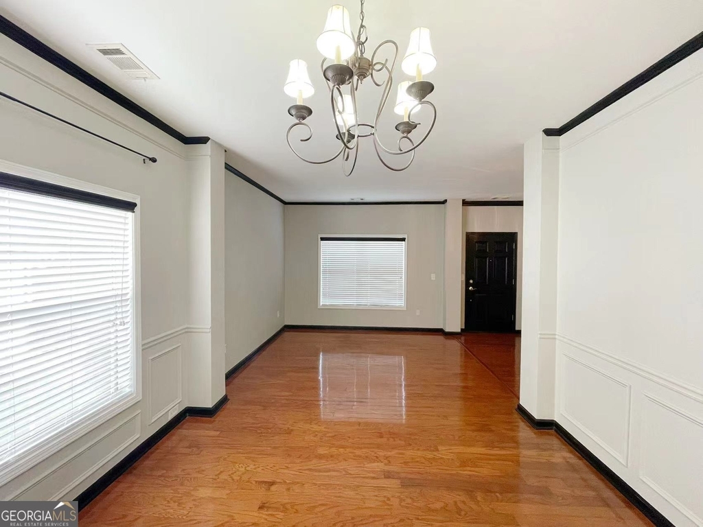 401 Norton Crossing - Photo 3