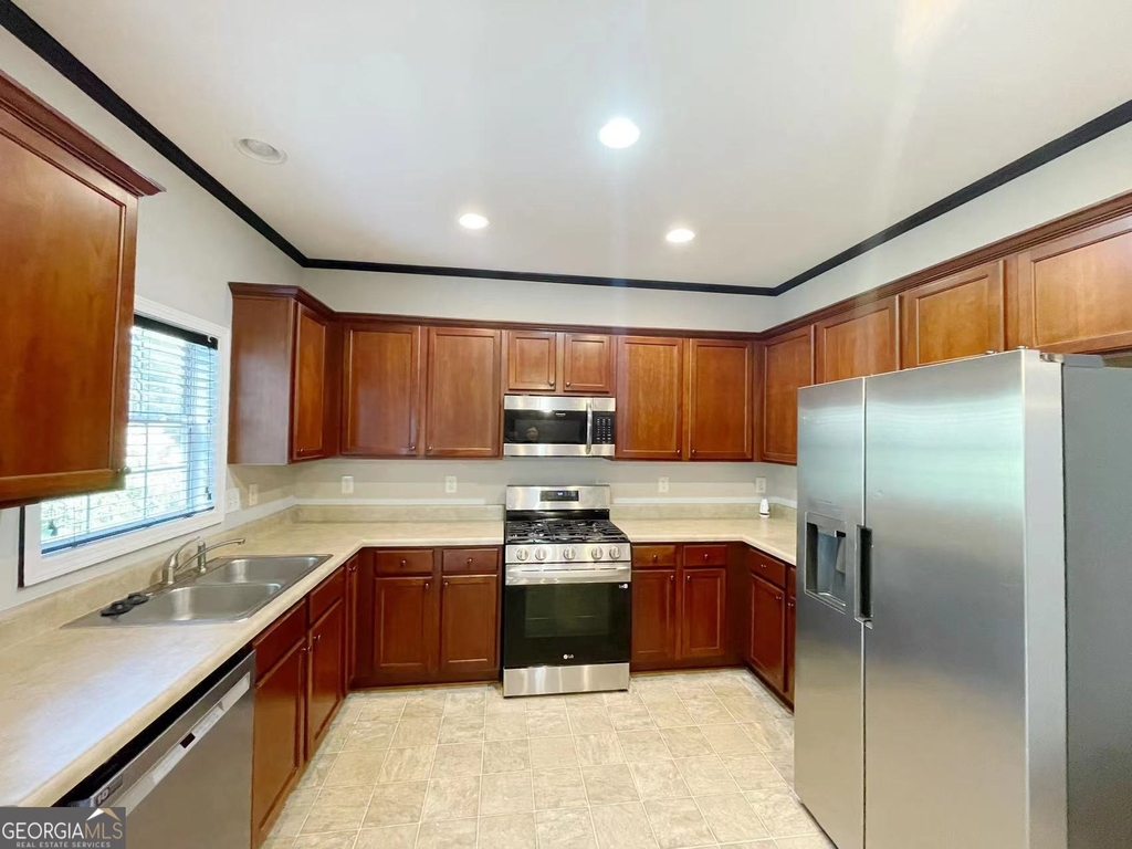 401 Norton Crossing - Photo 4