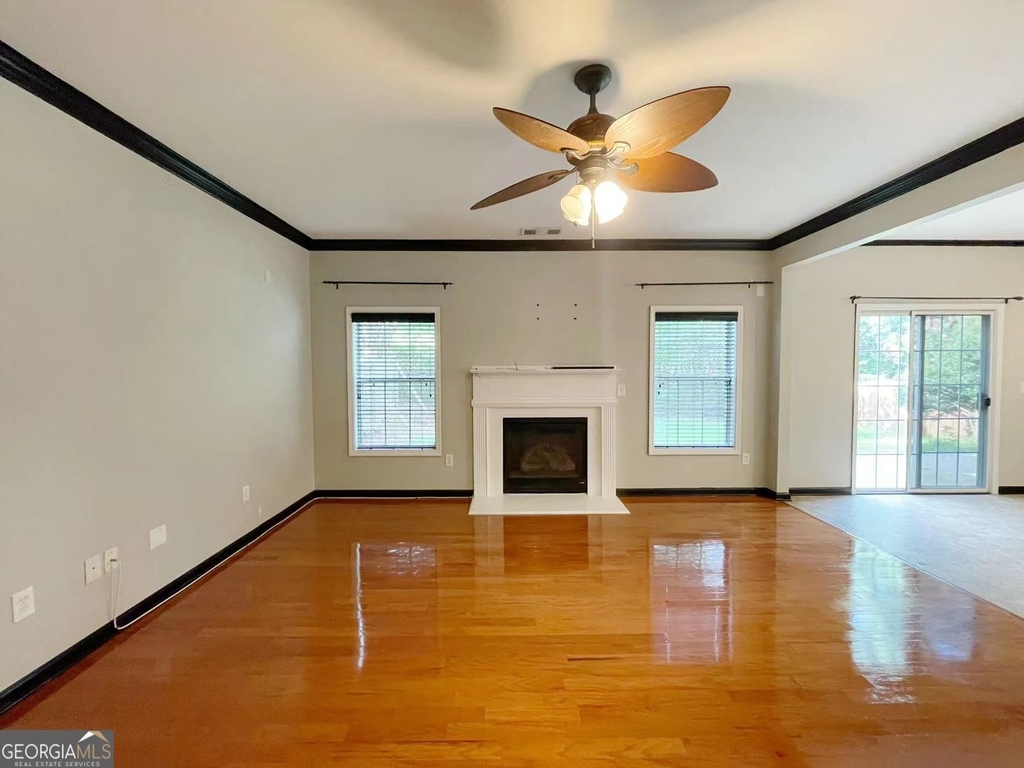 401 Norton Crossing - Photo 7