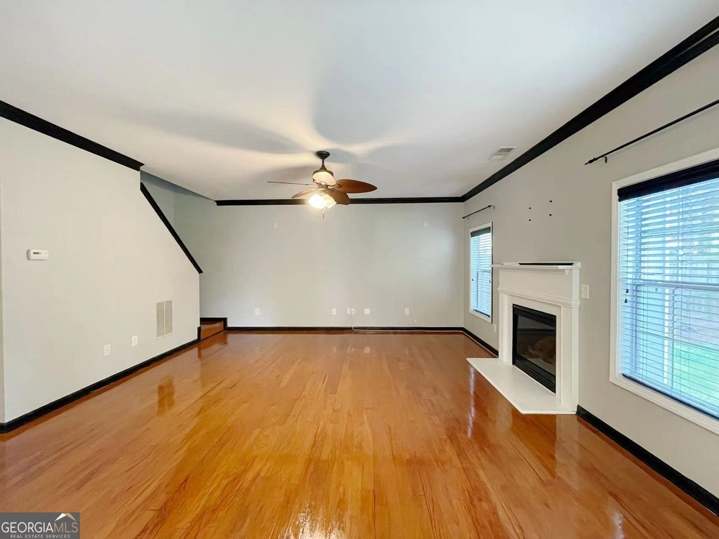401 Norton Crossing - Photo 6