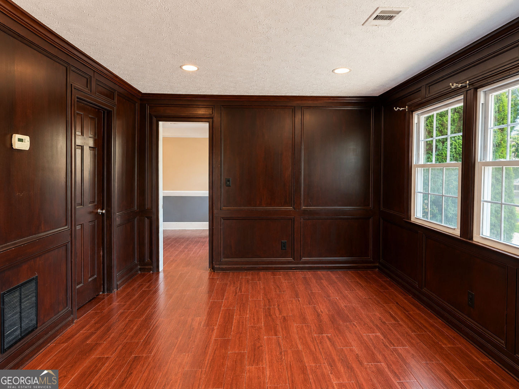 4225 Friar Tuck Lane - Photo 5