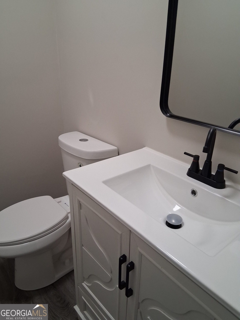 8229 Queens Drive - Photo 15