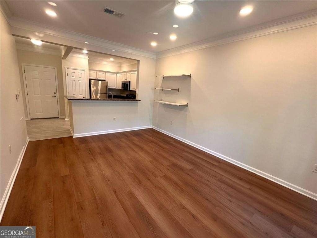 1110 Westchester Ridge Ne - Photo 3