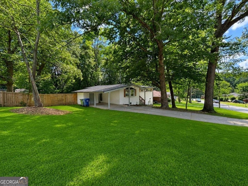 203 Wendell Drive Se - Photo 1