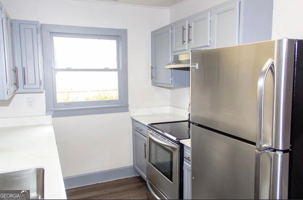 2418 Crestview Avenue - Photo 6