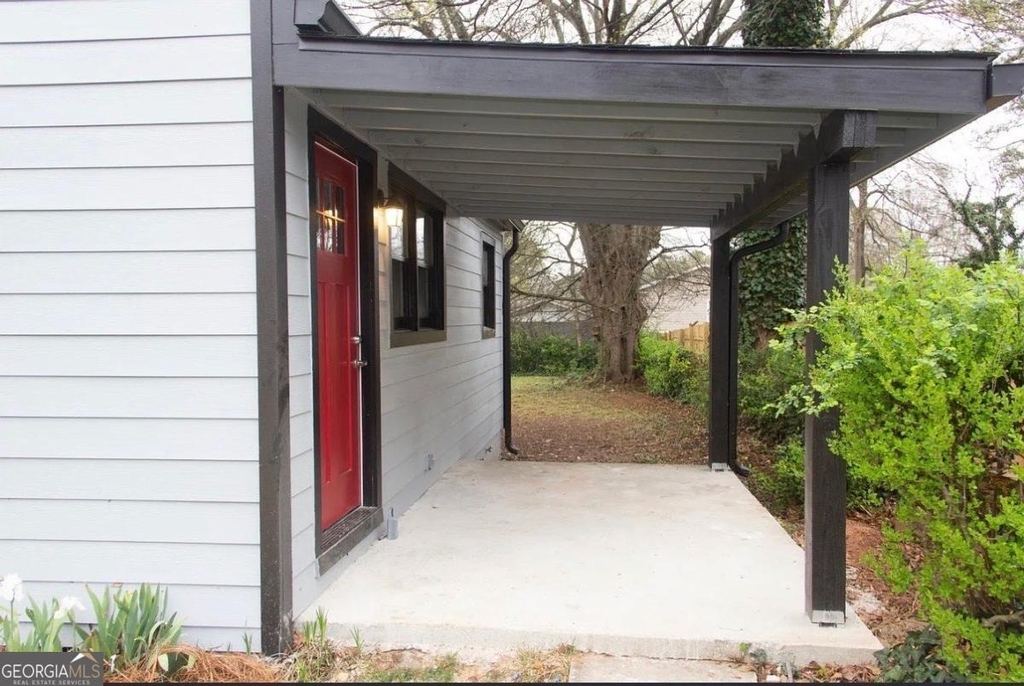 2418 Crestview Avenue - Photo 1