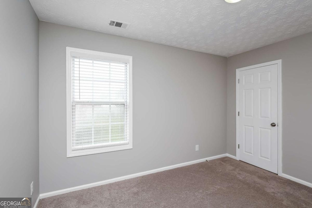 2454 Canary Court - Photo 6