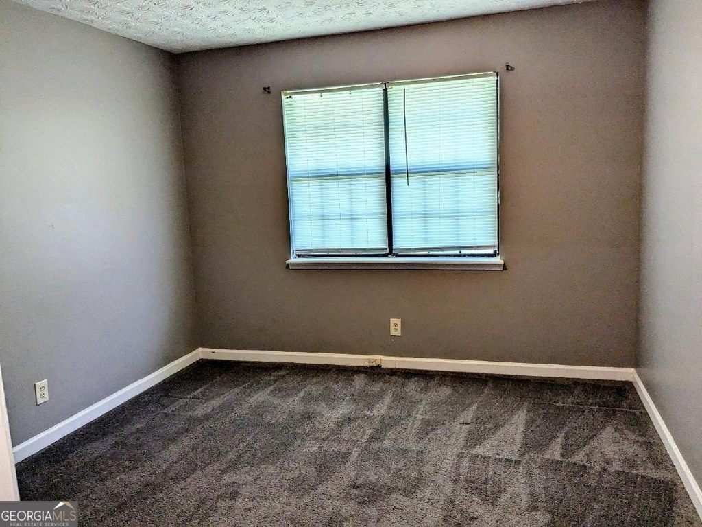 5695 Liberty Road - Photo 6